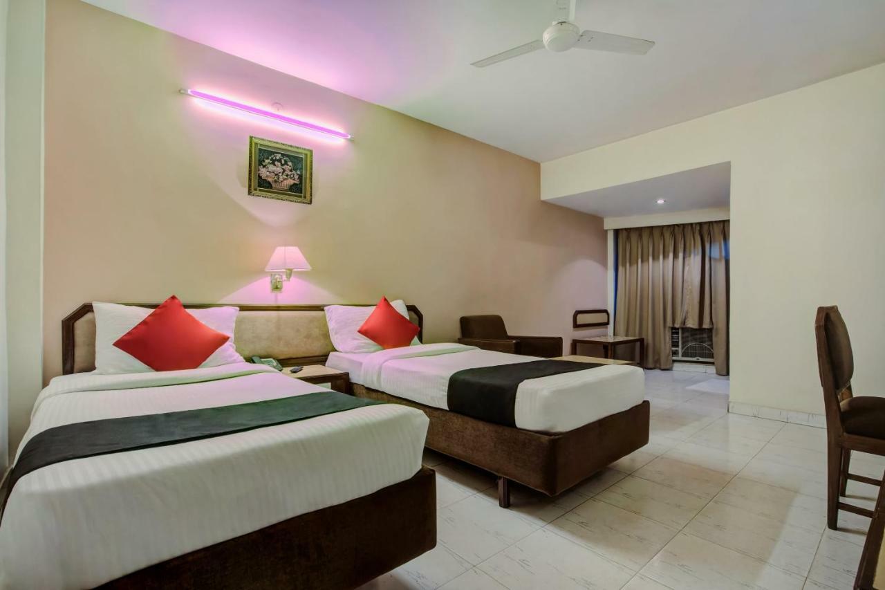 ראנצ'י Oyo 1864 Hotel Yuvraj מראה חיצוני תמונה